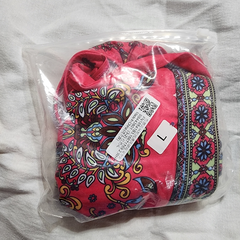 Vibrant Pink Patterned Bikini Set - image 4